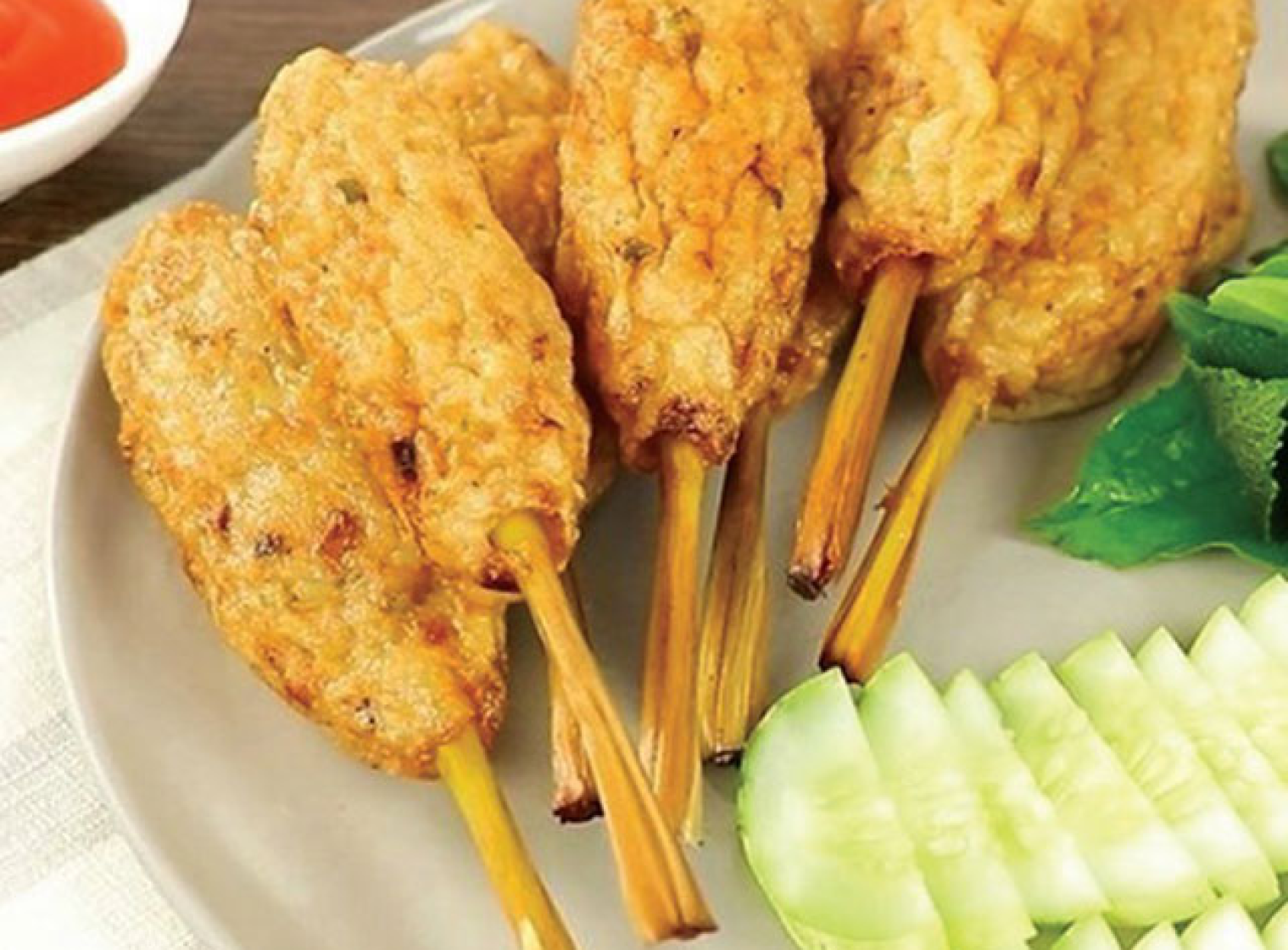 Chạo tôm cá bọc sả thơm lừng