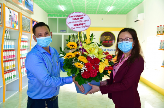 NÂNG TẦM TÔM VIỆT